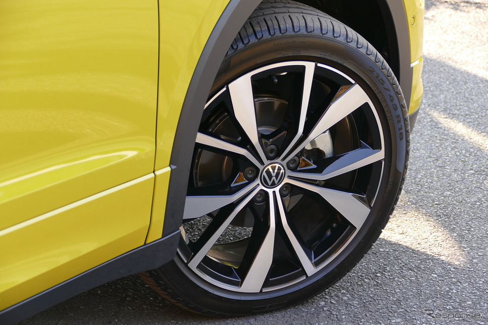 VW T-Cross TSI R-Line《写真撮影 島崎七生人》