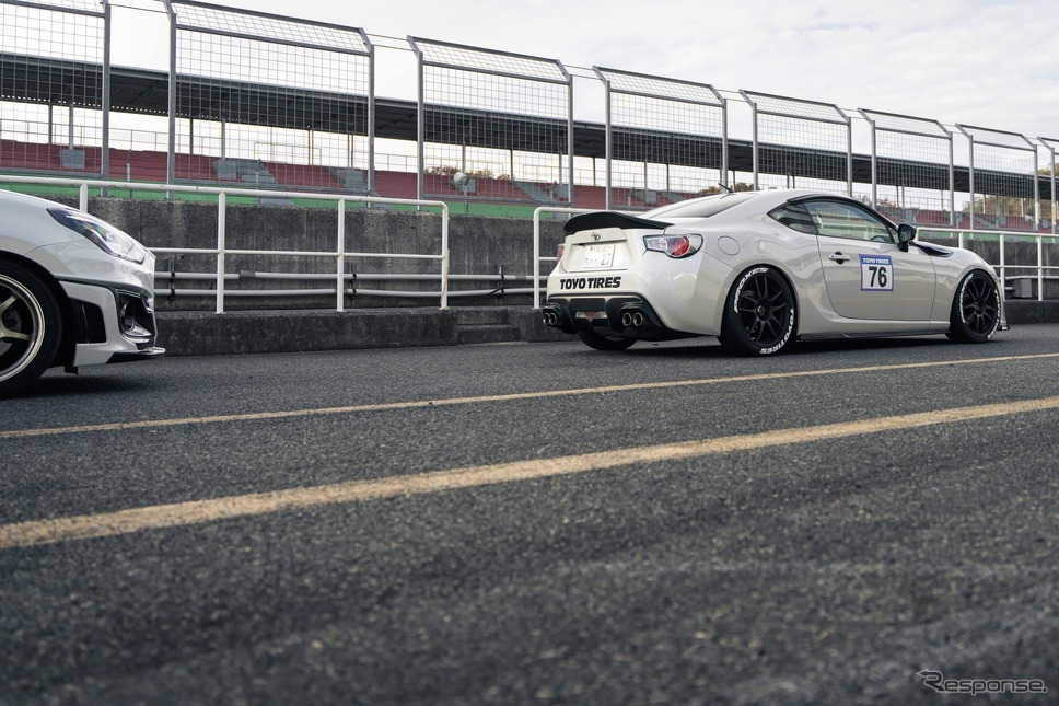 PROXES DRIVING PLEASURE《写真撮影 望月勇輝》