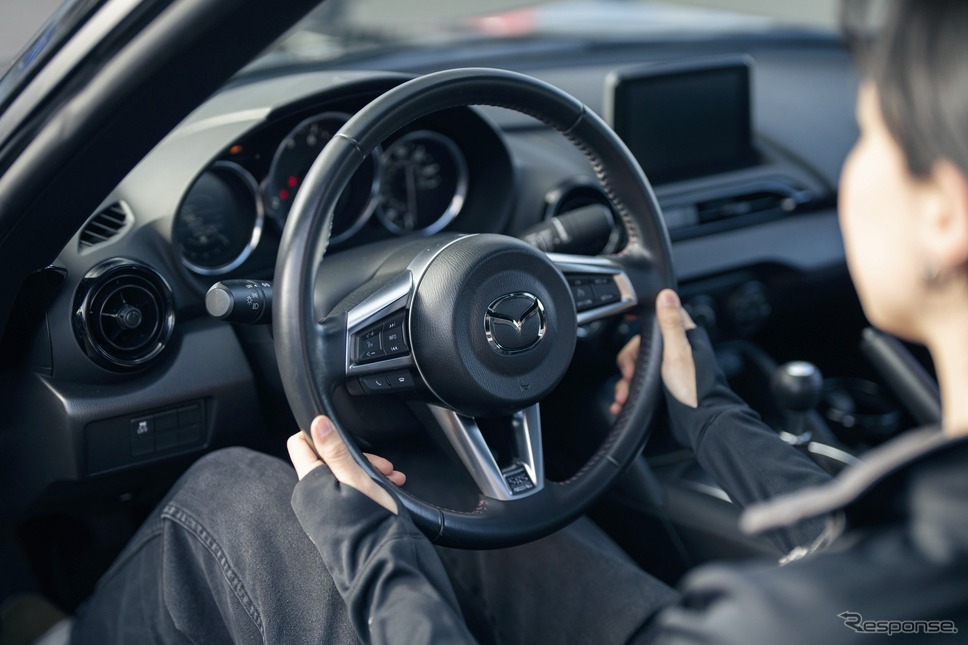 PROXES DRIVING PLEASURE《写真撮影 望月勇輝》