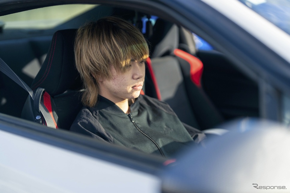 PROXES DRIVING PLEASURE《写真撮影 望月勇輝》