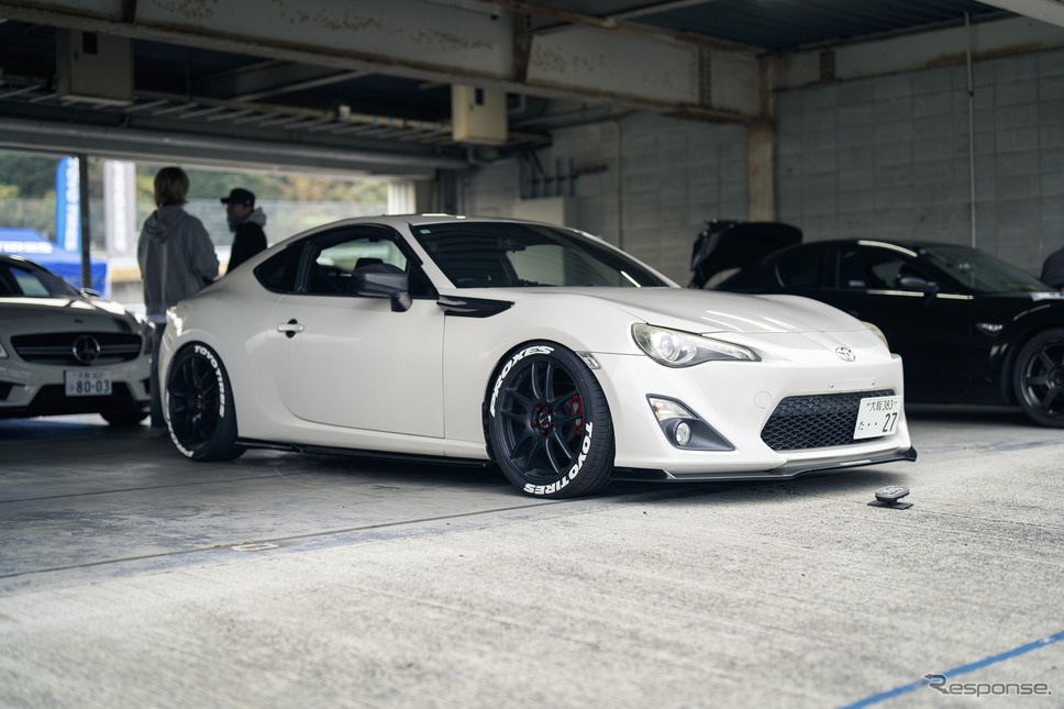 PROXES DRIVING PLEASURE《写真撮影 望月勇輝》