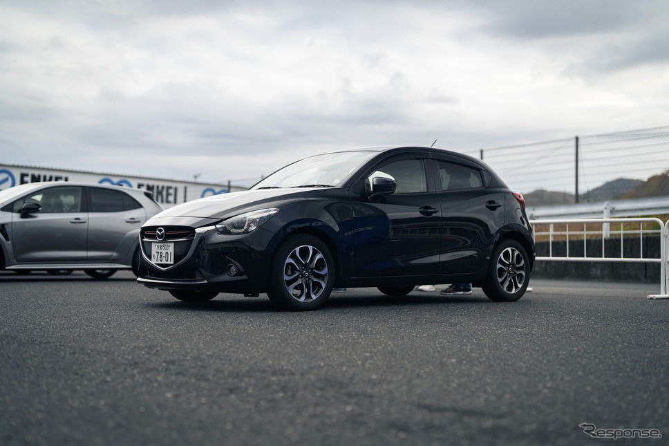 PROXES DRIVING PLEASURE《写真撮影 望月勇輝》