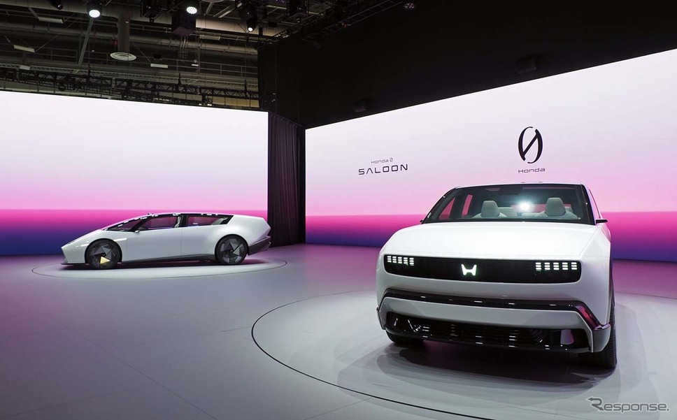 CES 2025で発表されたホンダ ゼロシリーズ。右手前が『SUV』、左奥が『SALOON(サルーン)』《写真撮影 会田肇》