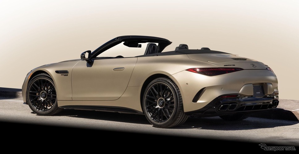 メルセデスAMG『SL 63 MANUFAKTUR ゴールデンコースト』《photo by Mercedes-Benz》