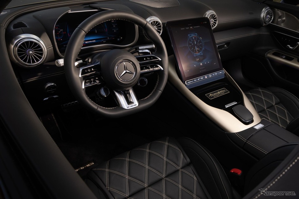 メルセデスAMG『SL 63 MANUFAKTUR ゴールデンコースト』《photo by Mercedes-Benz》