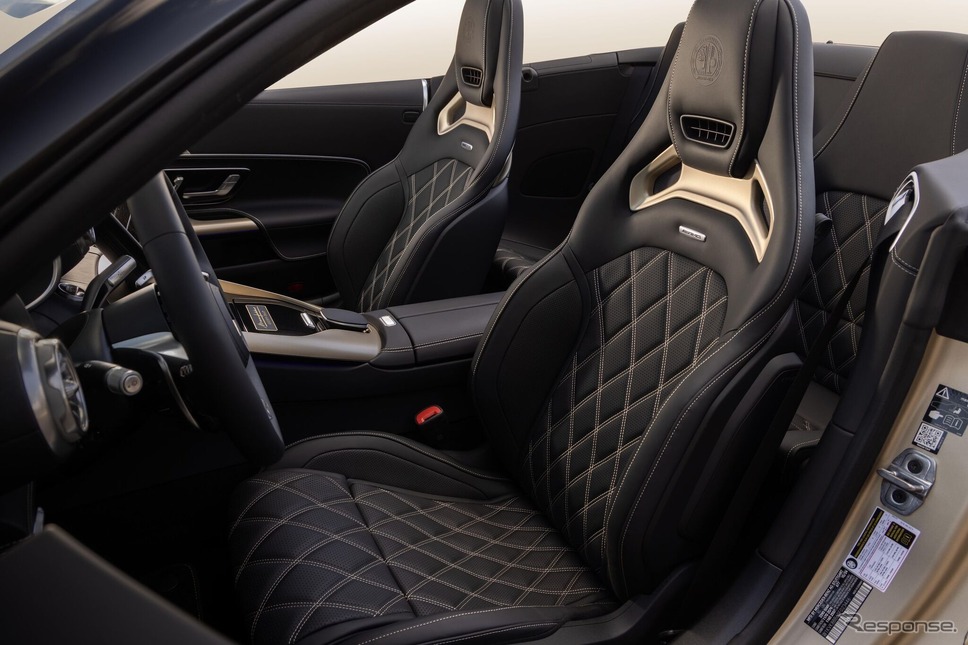 メルセデスAMG『SL 63 MANUFAKTUR ゴールデンコースト』《photo by Mercedes-Benz》