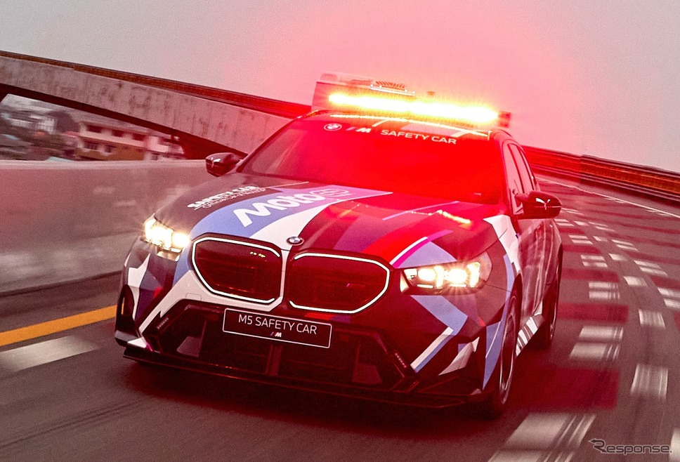 BMW M5ツーリング 新型のMotoGPのセーフティカー《photo by BMW》