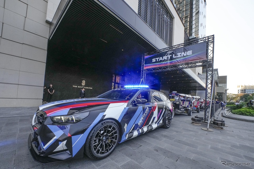 BMW M5ツーリング 新型のMotoGPのセーフティカー《photo by BMW》
