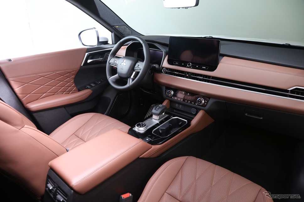 三菱 アウトランダー 改良新型(米国仕様)《photo by Mitsubishi Motors》