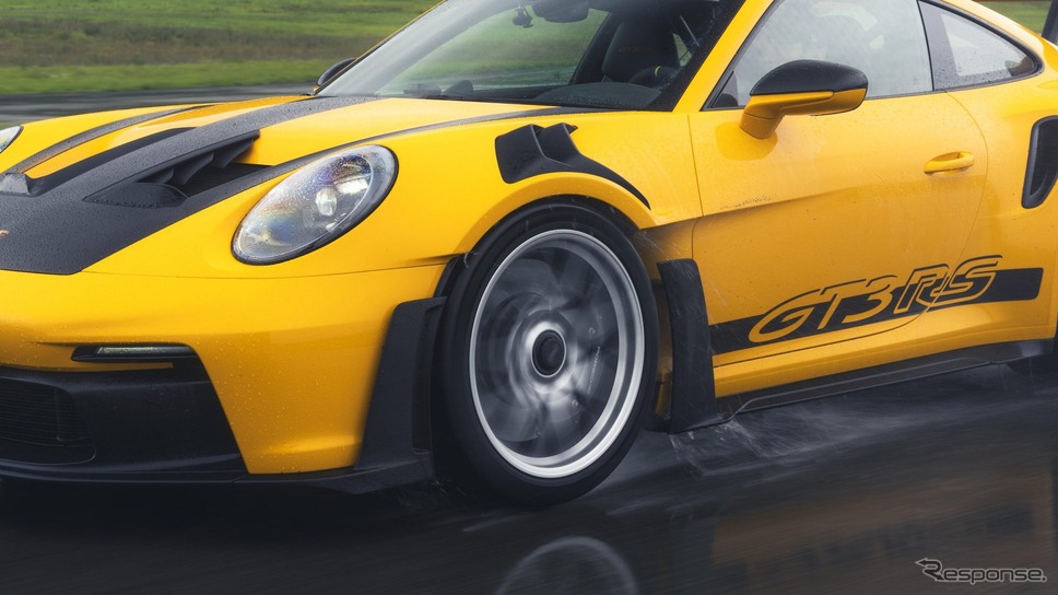 ポルシェとミシュランが『911 GT3 RS』用に低温・ウェット路面向け新タイヤ共同開発《photo by Porsche》