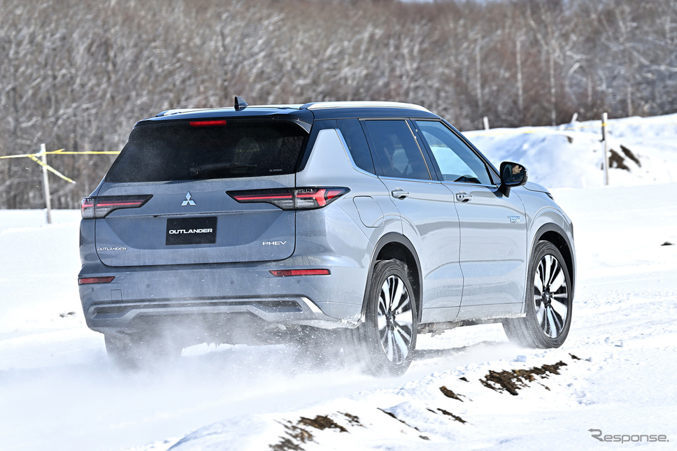 三菱 アウトランダーPHEV《写真撮影 雪岡直樹》