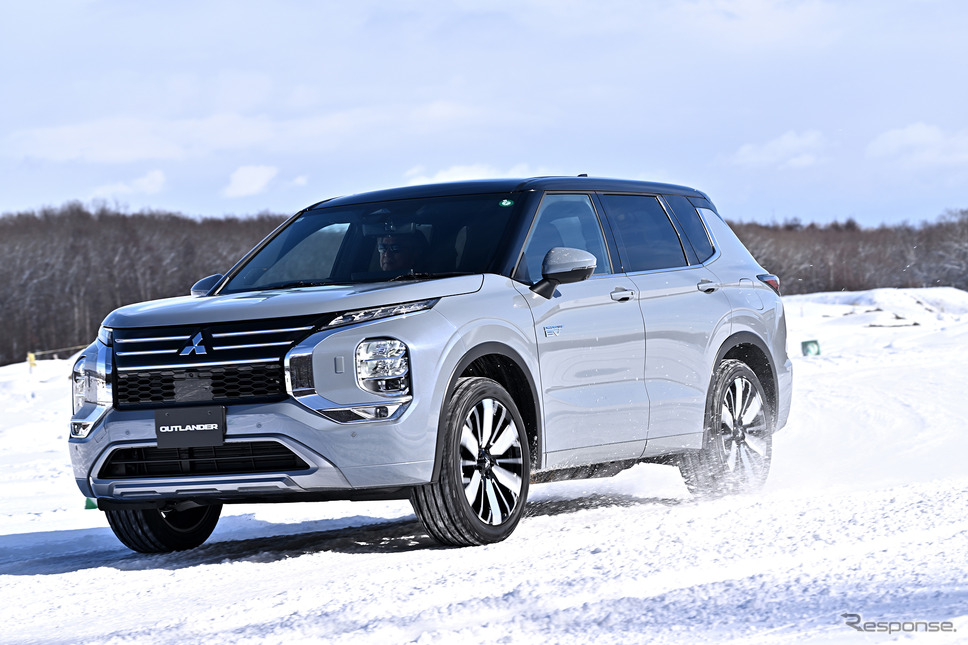 三菱 アウトランダーPHEV《写真撮影 雪岡直樹》