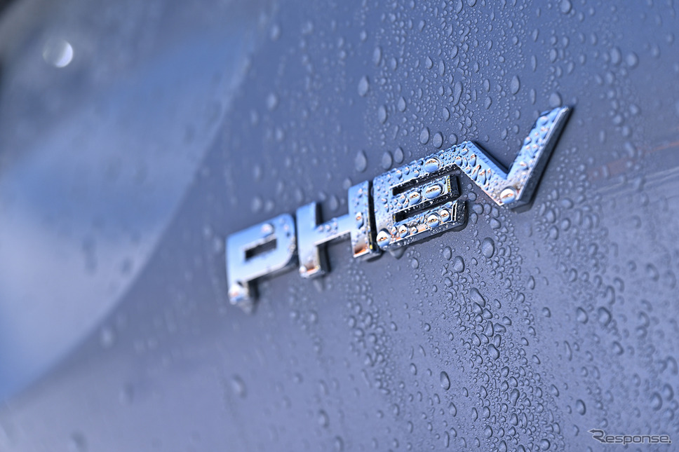 三菱 アウトランダーPHEV《写真撮影 雪岡直樹》