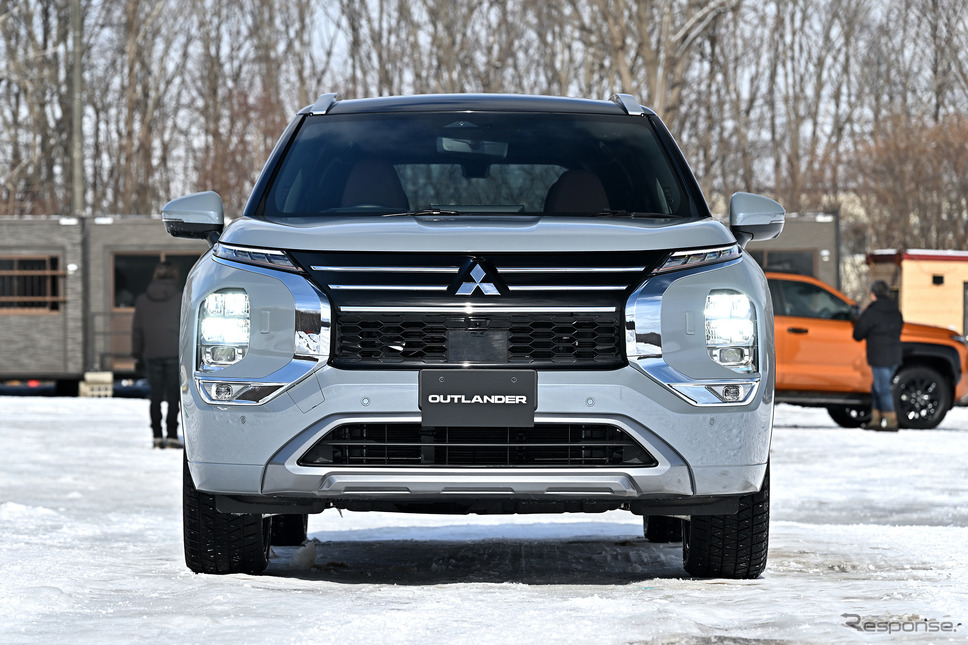 三菱 アウトランダーPHEV《写真撮影 雪岡直樹》
