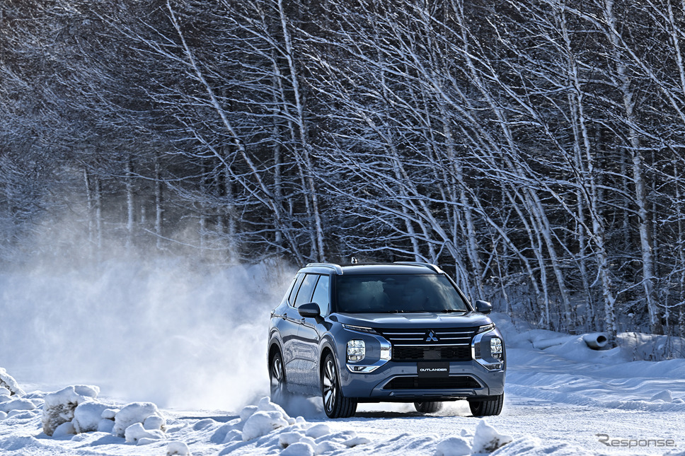 三菱 アウトランダーPHEV《写真撮影 雪岡直樹》