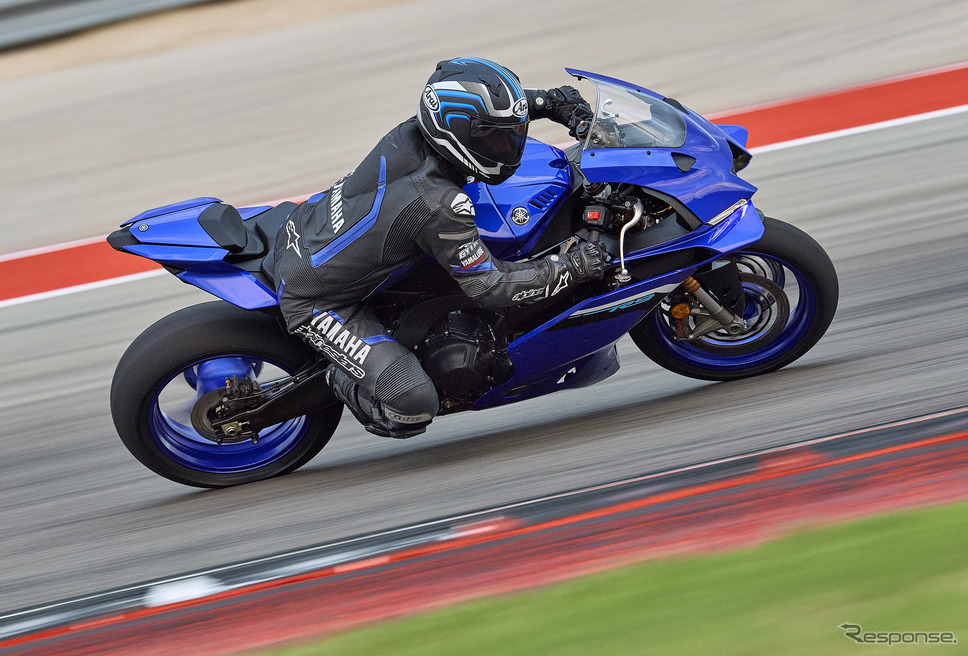 ヤマハ YZF-R9《写真提供 ヤマハ発動機》