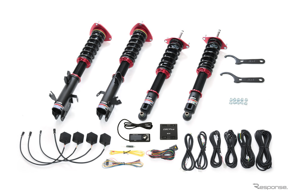 DAMPER ZZ-R SpecDSC Plusリフトアップ スバル・レヴォーグレイバック用《写真提供 BLITZ》
