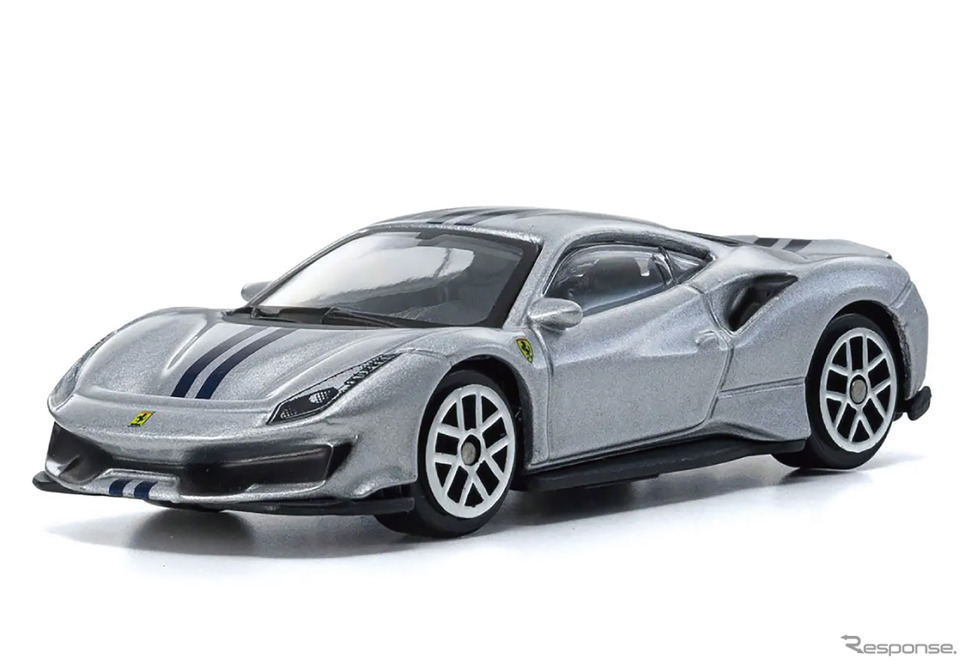 フェラーリ『488 Pista』の1/64スケールミニカー《写真提供 フェイス》