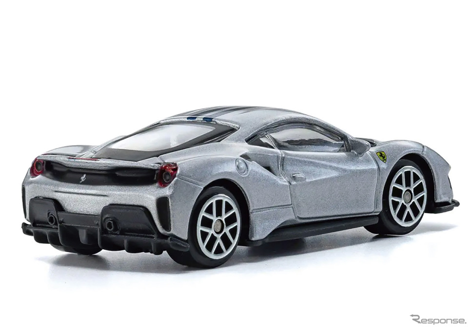 フェラーリ『488 Pista』の1/64スケールミニカー《写真提供 フェイス》