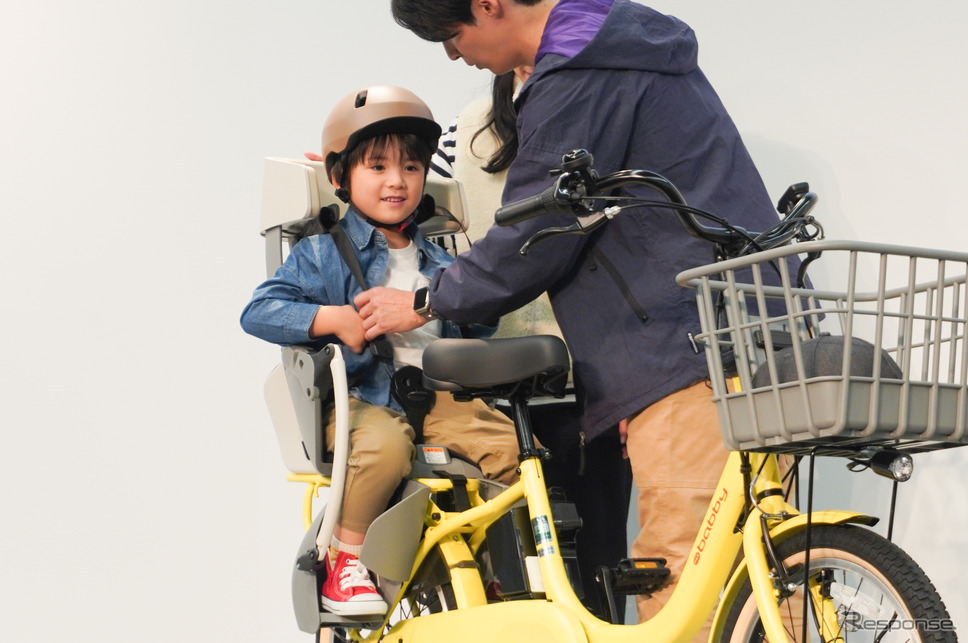 ヤマハの子乗せモデルの新型電動アシスト自転車『PAS babby』『PAS kiss』《写真撮影 宮崎壮人》
