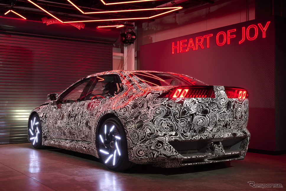 BMW『Vision Driving Experience』《photo by BMW》