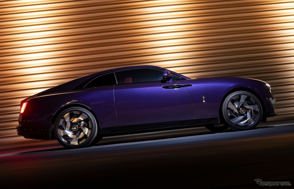 ロールスロイス・ブラック・バッジ・スペクター《photo by rolls-royce motorcars》