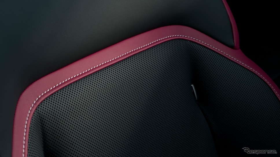 ロールスロイス・ブラック・バッジ・スペクター《photo by rolls-royce motorcars》