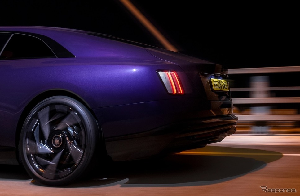ロールスロイス・ブラック・バッジ・スペクター《photo by rolls-royce motorcars》