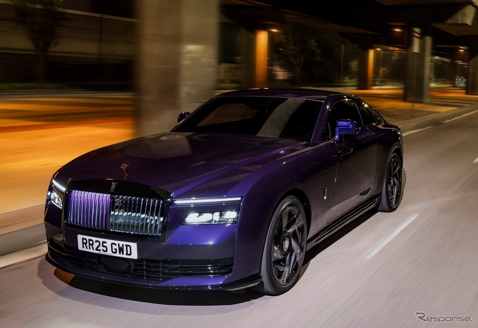 ロールスロイス・ブラック・バッジ・スペクター《photo by rolls-royce motorcars》