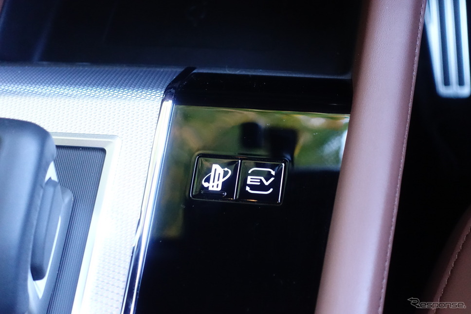 三菱 アウトランダーPHEV《写真撮影 中村孝仁》
