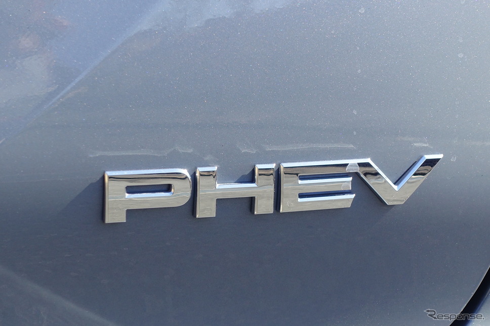 三菱 アウトランダーPHEV《写真撮影 中村孝仁》
