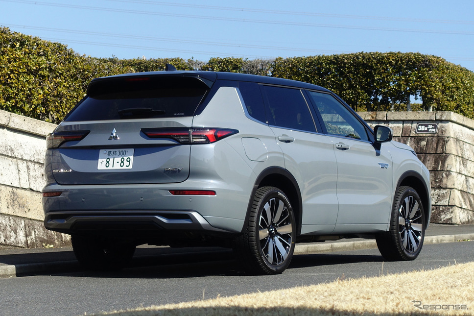 三菱 アウトランダーPHEV《写真撮影 中村孝仁》