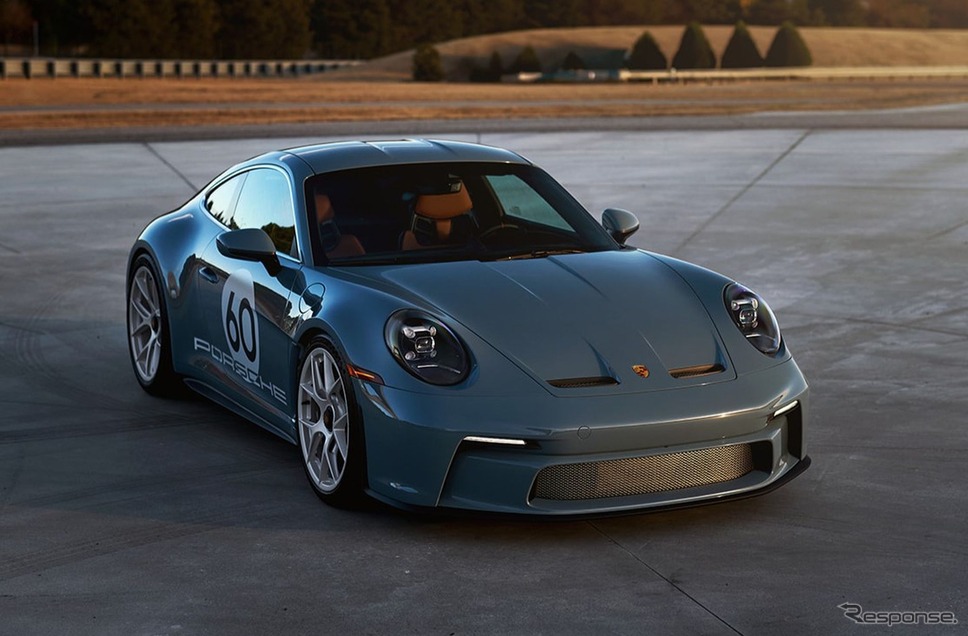 ポルシェの60周年記念限定車『911 S/T』《photo by Porsche》