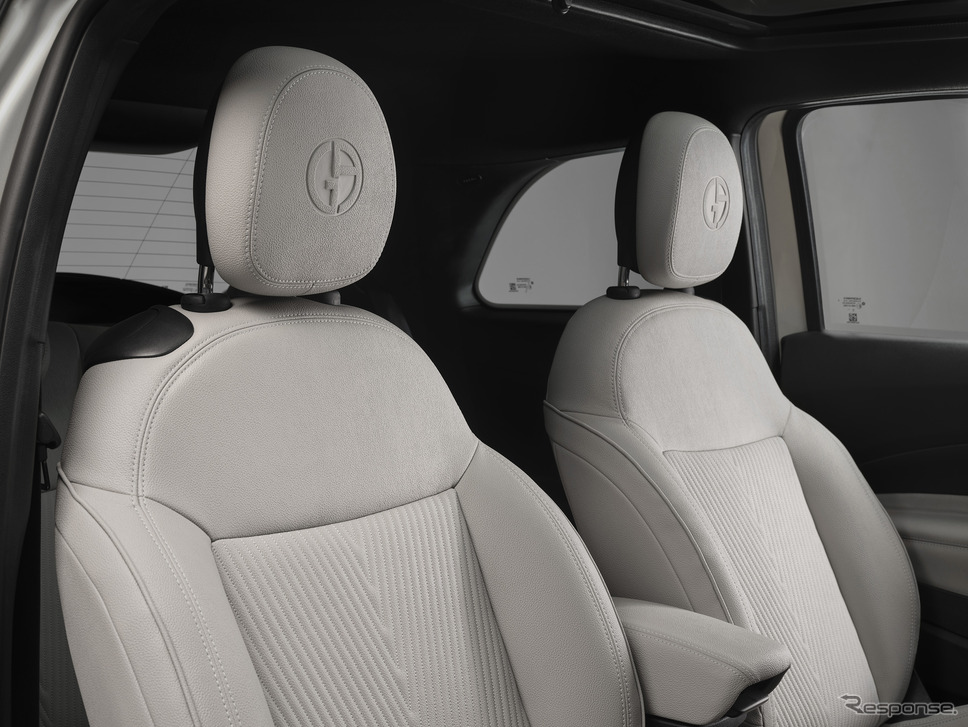フィアット500e Giorgio Armani Collector's Edition《photo by Fiat》