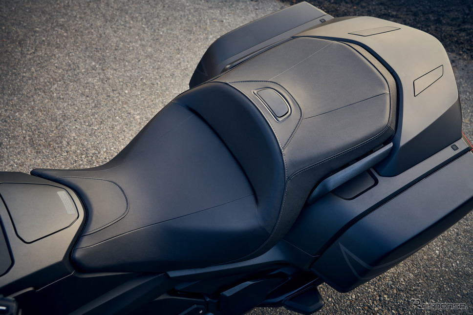 ホンダ ゴールドウィングの2025年モデル（米国仕様）《photo by Honda》