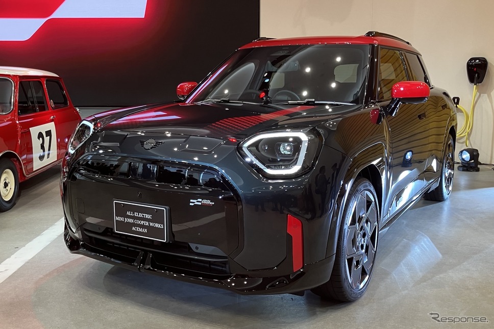 MINI ジョン・クーパー・ワークス・エースマンE《写真撮影 高木啓》