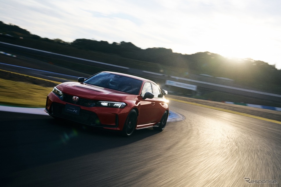 ホンダ シビックタイプR レーシングブラックパッケージ《写真提供 ホンダ》