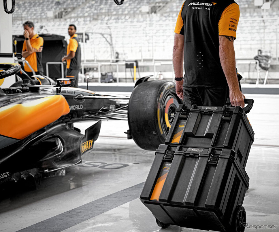 DEWALT×McLaren F1チーム TSTAKタワー《写真提供 スタンレー ブラック・アンド・デッカー》