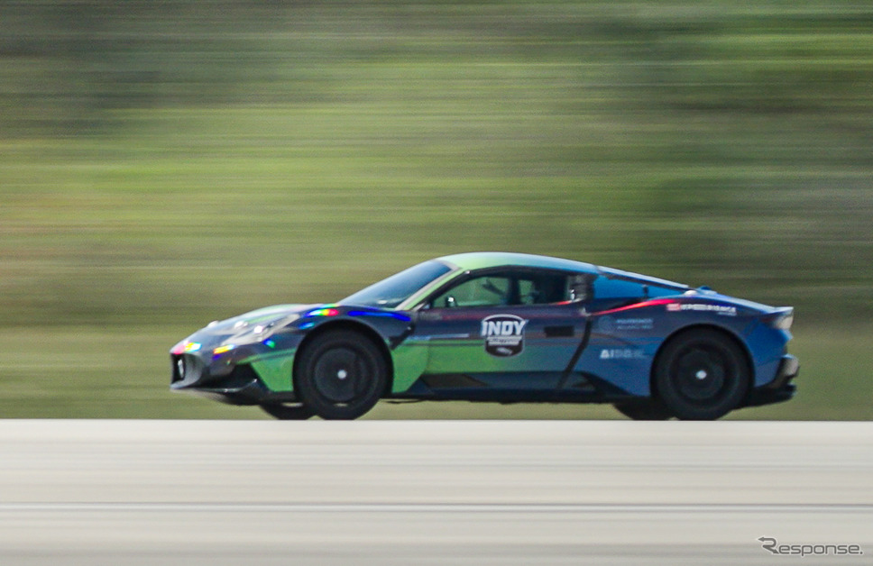 マセラティ『MC20クーペ』が自動運転で318km/hの世界記録を樹立《photo by maserati》