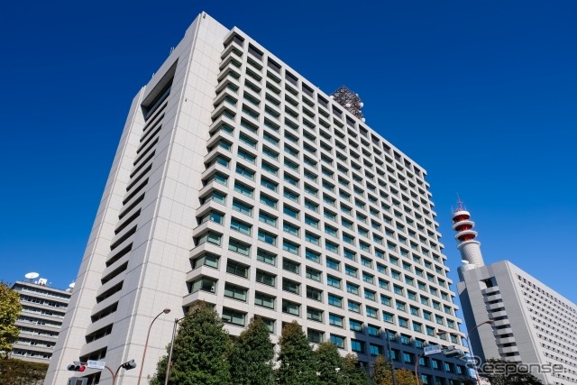 警察庁《写真提供 写真AC》