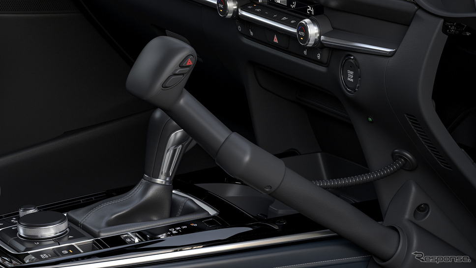 マツダ CX-30 SeDVのレバーブレーキ《写真提供 マツダ》