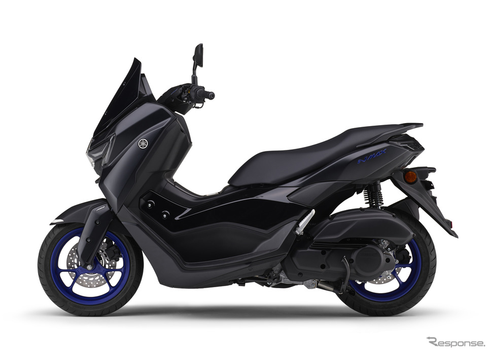 ヤマハ NMAX ABS 2025年モデル(マットダークグレーメタリック8)《写真提供 ヤマハ発動機》