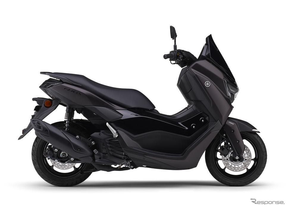 ヤマハ NMAX ABS 2025年モデル(マットダークレディッシュグレーパール1)《写真提供 ヤマハ発動機》