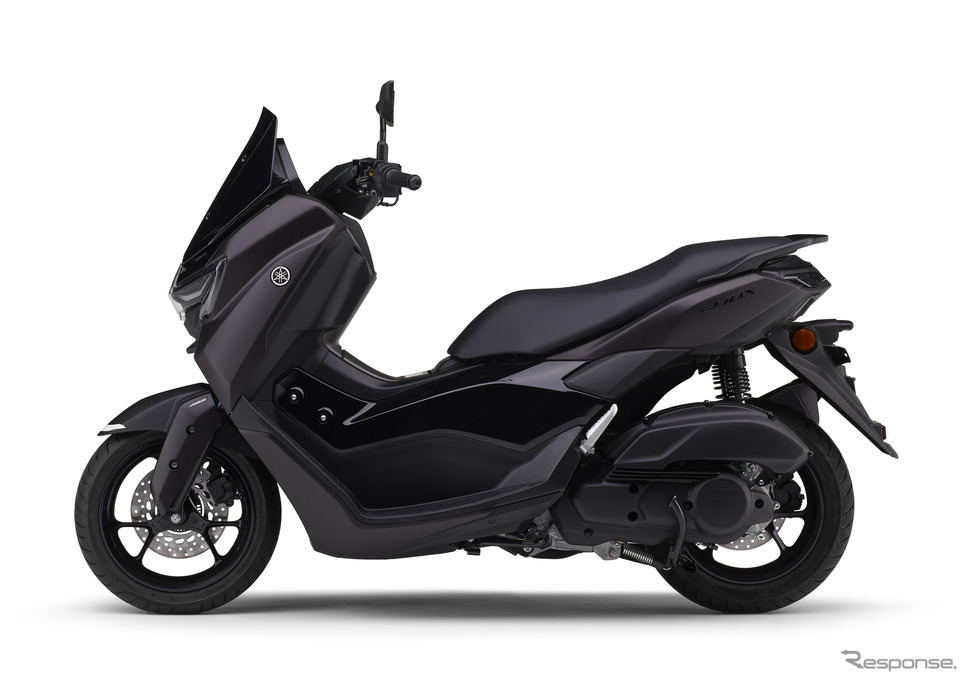 ヤマハ NMAX ABS 2025年モデル(マットダークレディッシュグレーパール1)《写真提供 ヤマハ発動機》