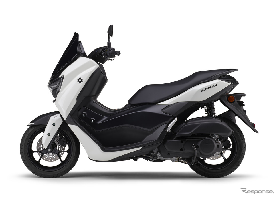 ヤマハ NMAX ABS 2025年モデル(ホワイトメタリック6)《写真提供 ヤマハ発動機》