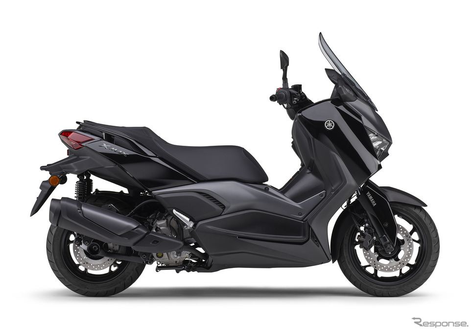 ヤマハ XMAX ABS 2025年モデル(ブラックメタリック12)《写真提供 ヤマハ発動機》