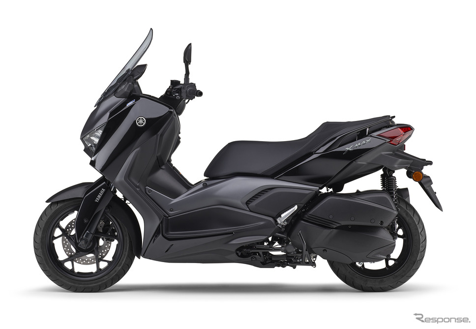 ヤマハ XMAX ABS 2025年モデル(ブラックメタリック12)《写真提供 ヤマハ発動機》