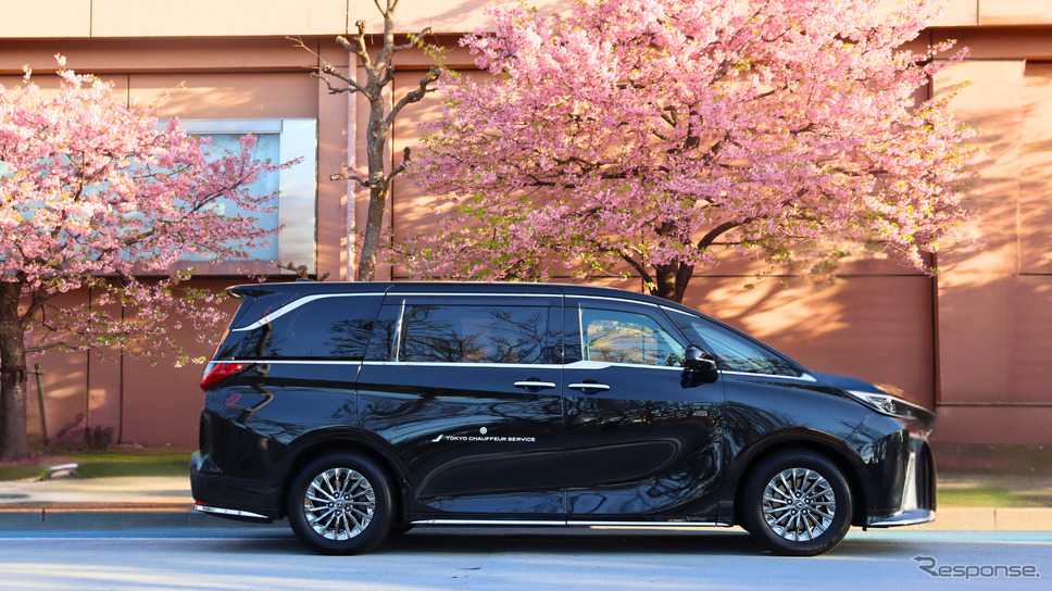 レクサス『LM』を使用した都内桜名所巡りプラン「SAKURA RIDE PLAN」《写真提供 大和自動車交通》