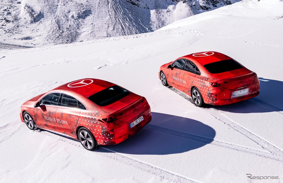 メルセデスベンツ『CLA』次期型のプロトタイプ《photo by Mercedes-Benz》