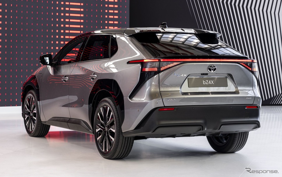 トヨタ『bZ4X』改良新型(欧州仕様)《photo by Toyota》
